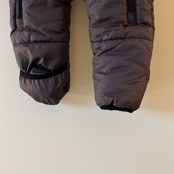 Disney Mickey Mouse red & black onesie - Picture 6 of 7